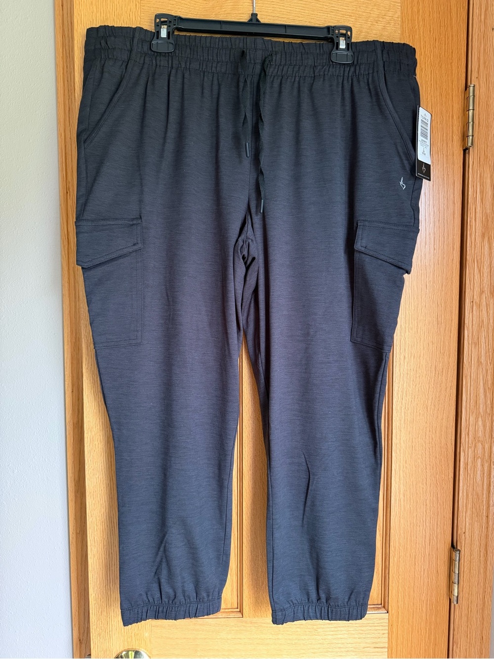Torrid Active Super Soft Performance Jersey Cargo Joggers Black 2X NWT